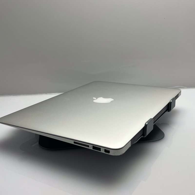 MacBook Air 13-Inch Core i5 1.8GHz (2017) 8GB RAM 128GB SSD Silver (3 Month Warranty)