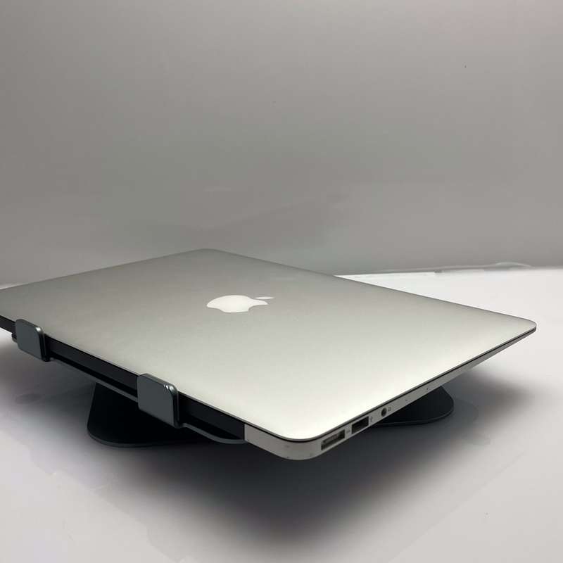 MacBook Air 13-Inch Core i5 1.8GHz (2017) 8GB RAM 128GB SSD Silver (3 Month Warranty)