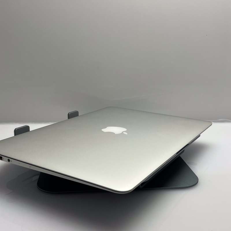 MacBook Air 13-Inch Core i5 1.8GHz (2017) 8GB RAM 128GB SSD Silver (3 Month Warranty)