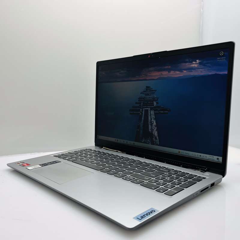 Lenovo Ideapad 1 15AMN7 AMD Ryzen 5 2.80GHz 8GB RAM 512GB SSD Silver - Hinge Damage