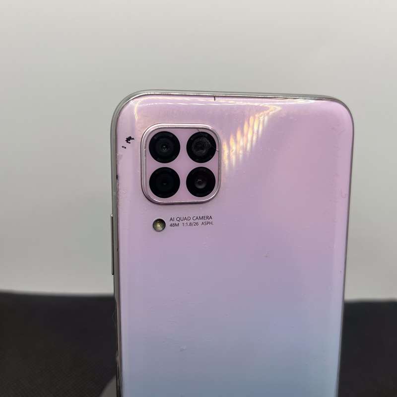 Huawei P40 Lite 128GB Sakura Pink - Cracked Camera and Bright spots