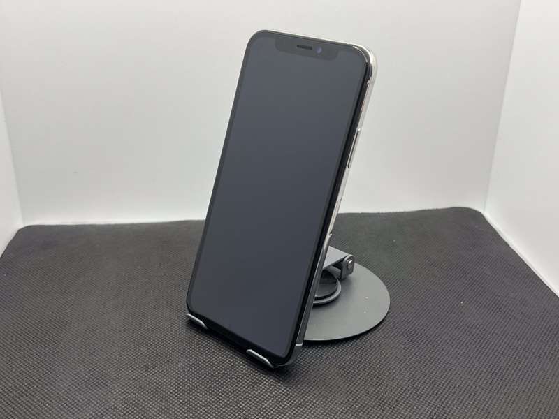 Apple iPhone XS 64GB Silver (3 Month Warranty)