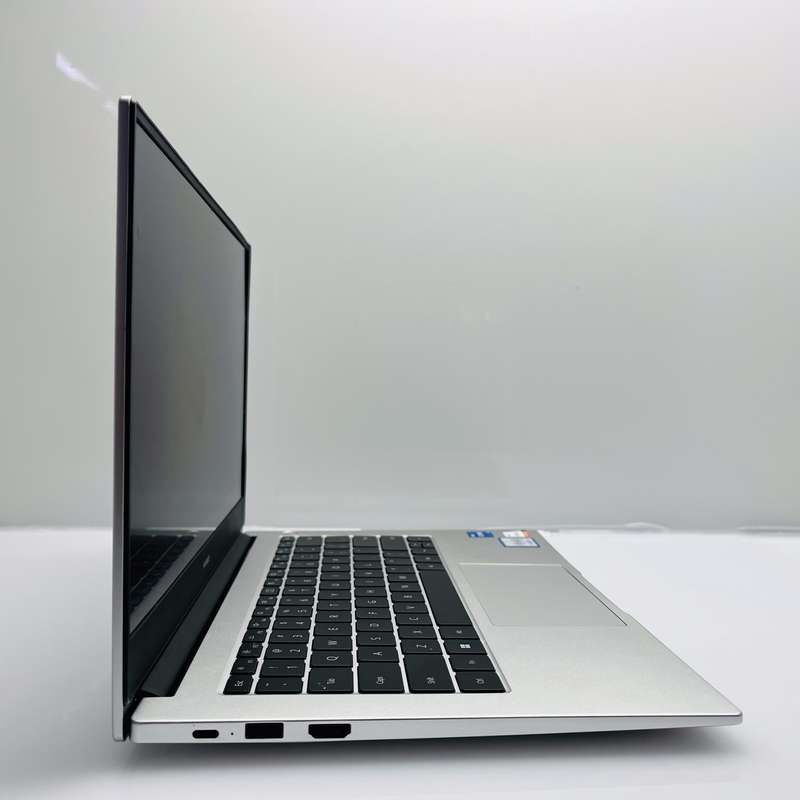Huawei MateBook D14 11th Gen "Core i5" 2.50GHz 8GB RAM 512GB SSD Silver - Damaged Casing And Crac...