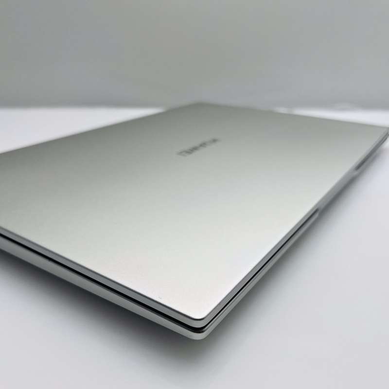 Huawei MateBook D14 11th Gen "Core i5" 2.50GHz 8GB RAM 512GB SSD Silver - Damaged Casing And Crac...