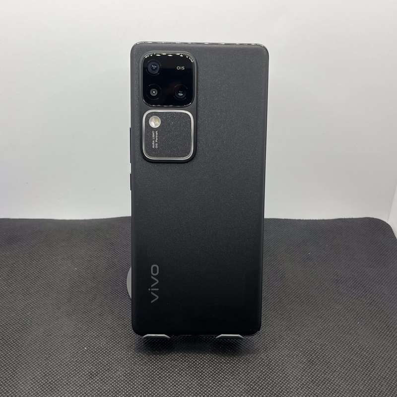 Vivo V30 512GB Dual Sim Black (6 Month Warranty)  Mint Condition