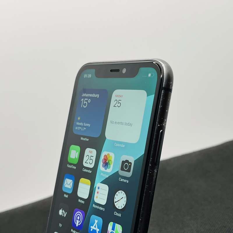 Apple iPhone 11 128GB Black (6 Month Warranty)