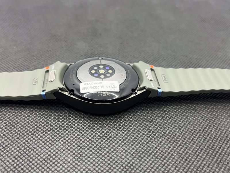Samsung Galaxy Watch 7 40mm GPS Only Green (3 Month Warranty)  Mint Condition