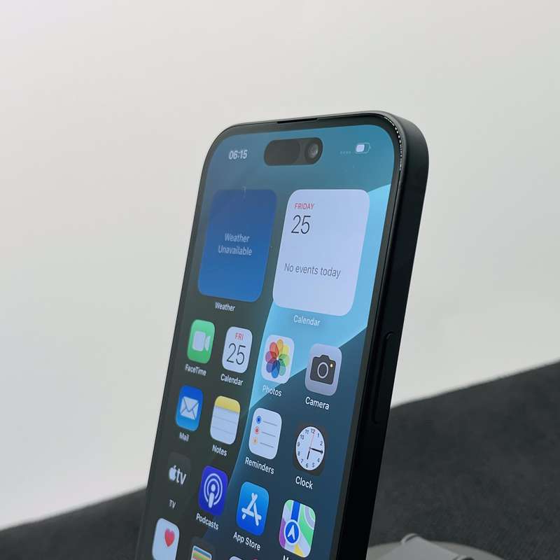 Apple iPhone 15 128GB Black (12 Month Warranty) - Mint Condition
