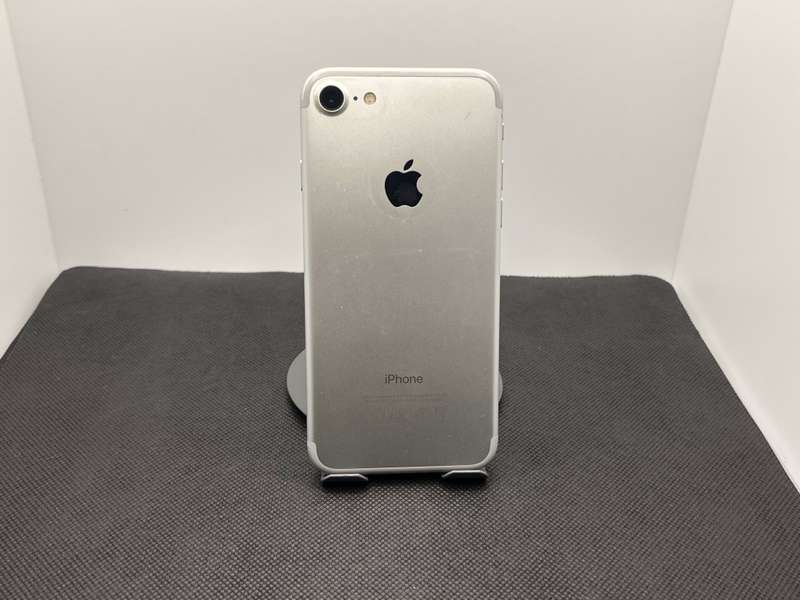 Apple iPhone 7 32GB Silver