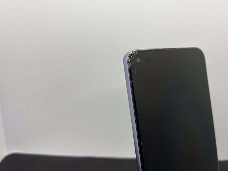 Huawei Nova 8i 128GB Moonlight Silver - Cracked Screen And Screen Damage