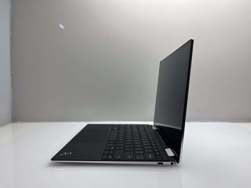 Dell XPS 13 9310 2 In 1 11th Gen "Core i7" 2.80GHz 32GB RAM 1TB SSD Silver (6 Month Warranty) - M...
