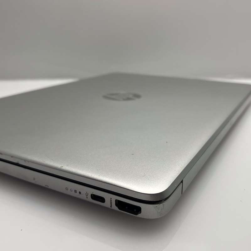 HP 15s-fq5008ni 12th Gen "Core i7" 1.70 GHz 16GB RAM 512GB SSD Silver