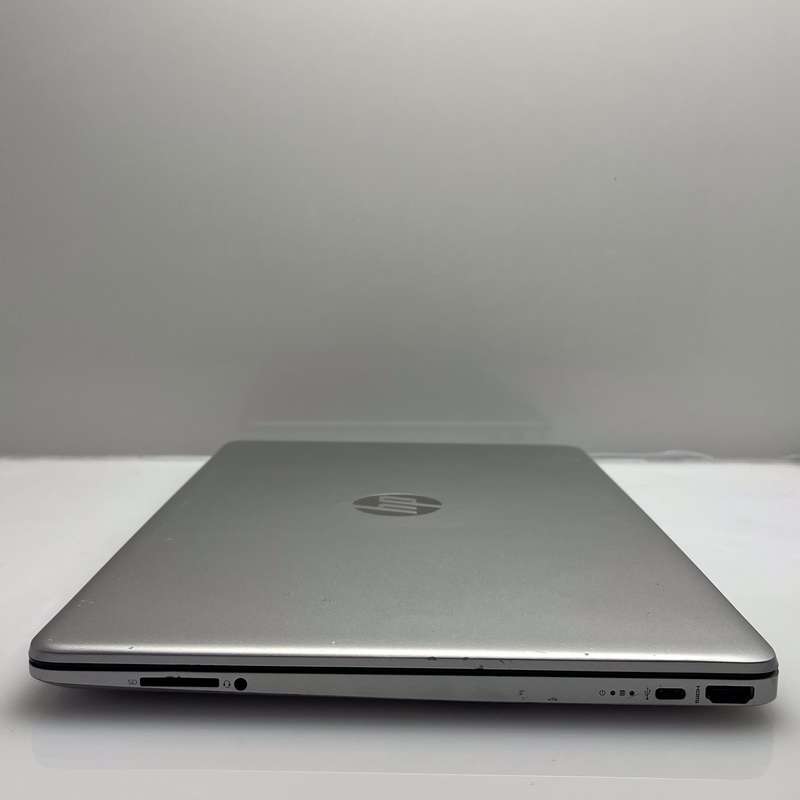 HP 15s-fq5008ni 12th Gen "Core i7" 1.70 GHz 16GB RAM 512GB SSD Silver