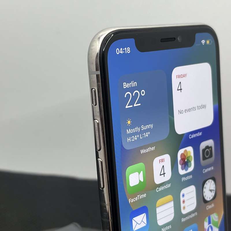 Apple iPhone X 64GB Silver (3 Month Warranty)