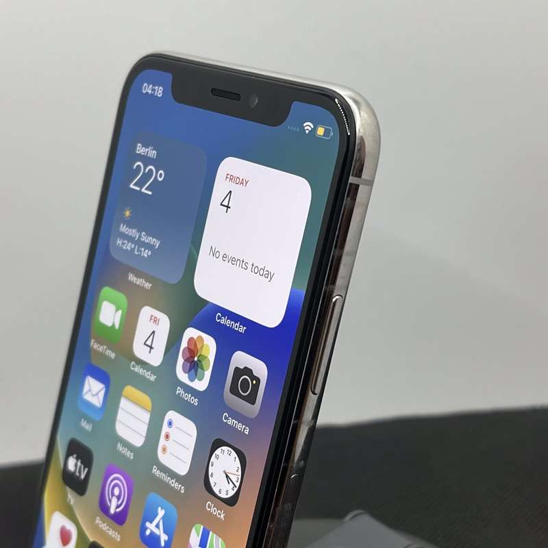 Apple iPhone X 64GB Silver (3 Month Warranty)