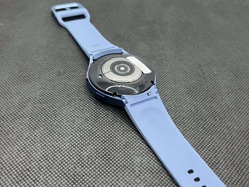 Samsung Galaxy Watch 5 44mm GPS Only Blue (3 Month Warranty)  Mint Condition