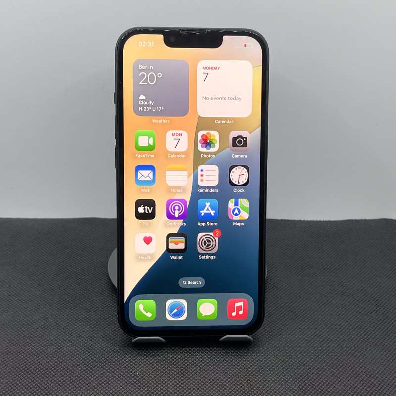 Apple iPhone 13 128GB Midnight (6 Month Warranty)
