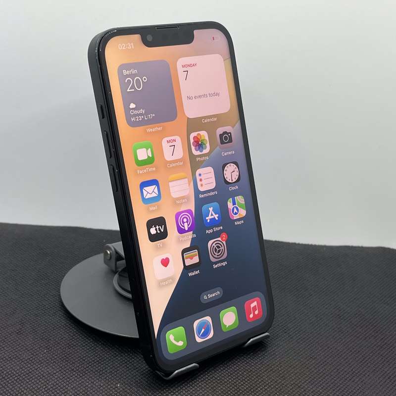 Apple iPhone 13 128GB Midnight (6 Month Warranty)