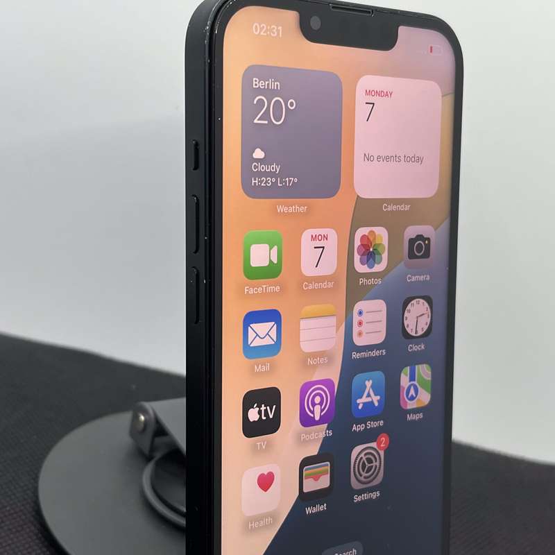 Apple iPhone 13 128GB Midnight (6 Month Warranty)