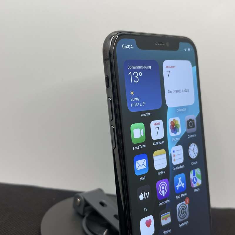 Apple iPhone 11 Pro 64GB Space Gray (6 Month Warranty)