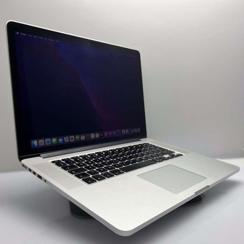 Apple MacBook Pro 15-Inch Core i7 2.20GHz (Mid 2015) 16GB RAM 256GB SSD Silver (3 Month War...