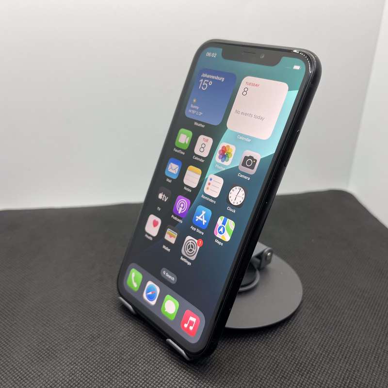 Apple iPhone XR 64GB Black (3 Month Warranty)