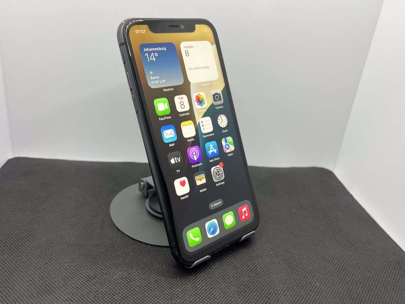Apple iPhone 11 128GB Black (3 Month Warranty) - No Face ID