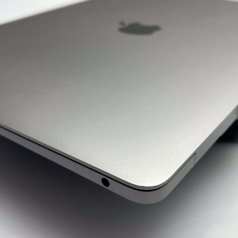 Apple MacBook Air 13-Inch Core i5 1,60GHz 8GB RAM 128GB SSD (True Tone, 2019) Space Gray (6...