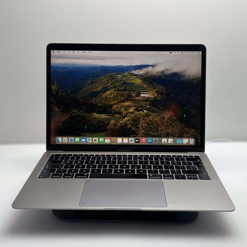 Apple MacBook Air 13-Inch Core i5 1,60GHz 8GB RAM 128GB SSD (True Tone, 2019) Space Gray (6...