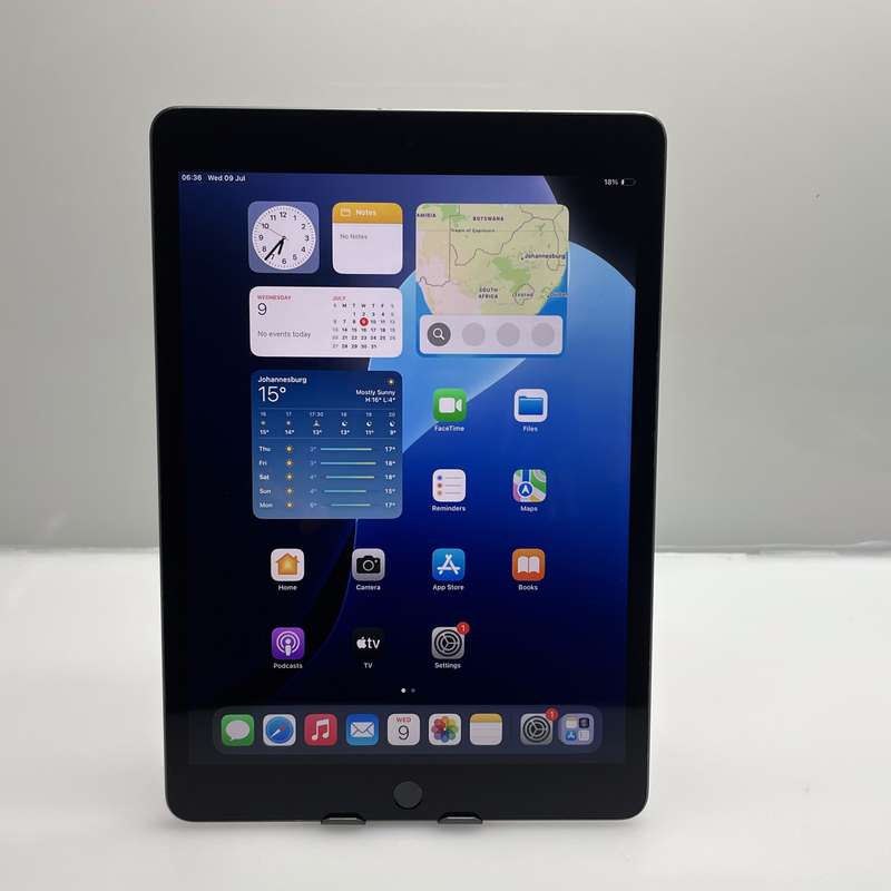 Apple iPad 10.2 9th Gen 64GB (Wifi/E-SIM Only) Space Grey  No Touch ID And Bright Spot