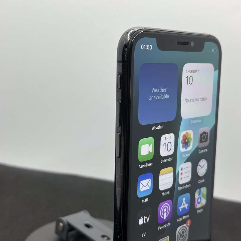 Apple iPhone XS 256GB Space Gray - No Face ID And Cracked Camera Lens