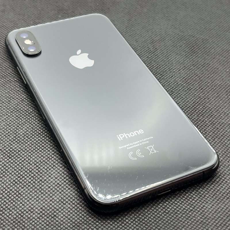 Apple iPhone XS 256GB Space Gray - No Face ID And Cracked Camera Lens