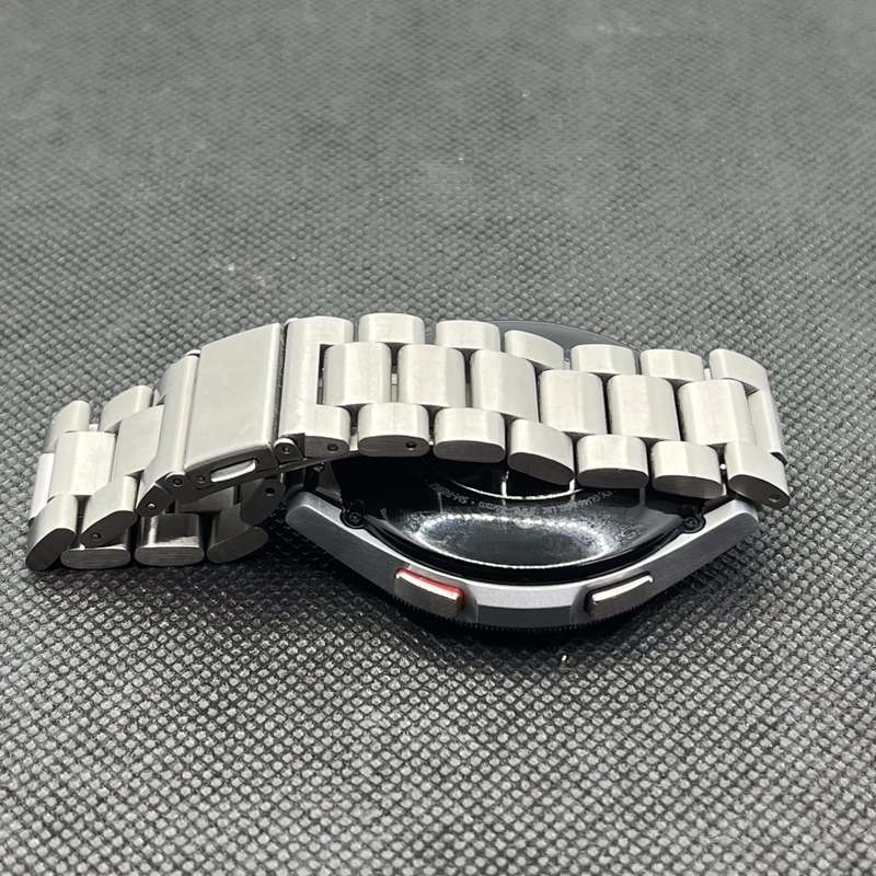 Samsung Galaxy Watch 4 Classic 46mm LTE Silver - With Steel Straps