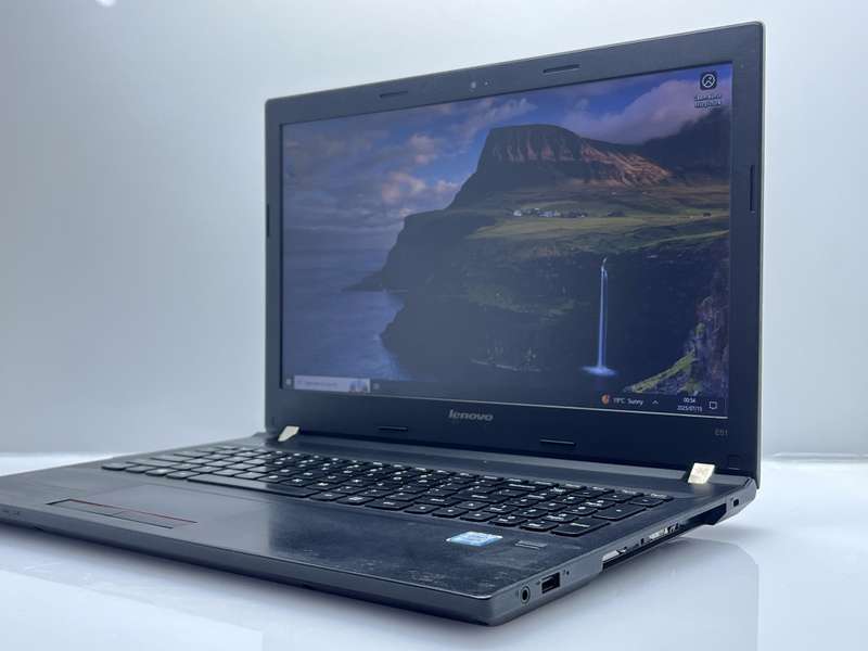 Lenovo E51-80 6th Gen "Core i6" 2.30GHz 12GB RAM 500GB HDD Black - Damaged Casing And Bright Spots
