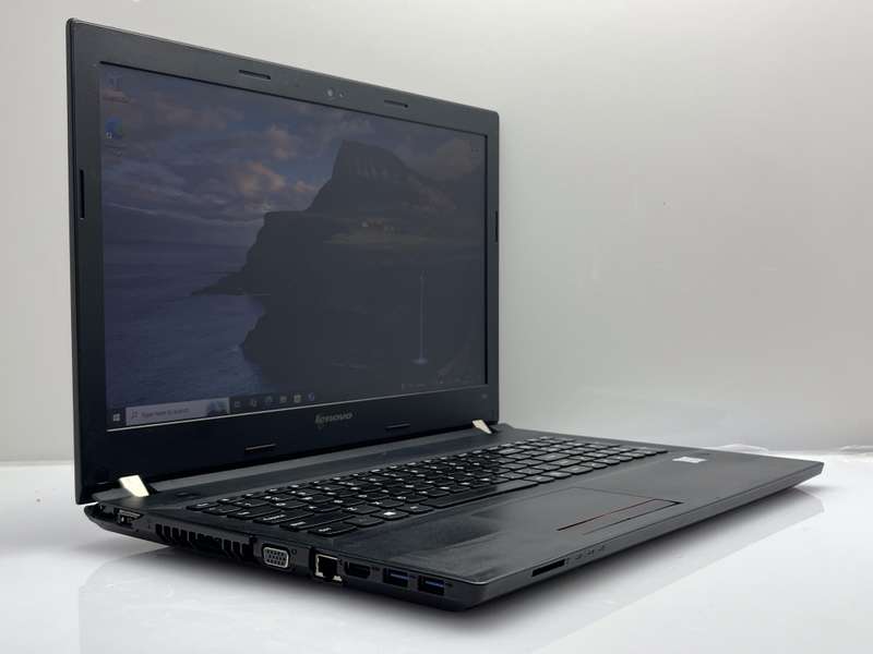 Lenovo E51-80 6th Gen "Core i6" 2.30GHz 12GB RAM 500GB HDD Black - Damaged Casing And Bright Spots