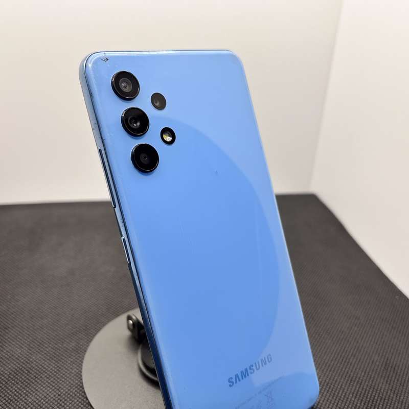 Samsung Galaxy A32 128GB Awesome Blue (3 Month Warranty) - Bent Casing