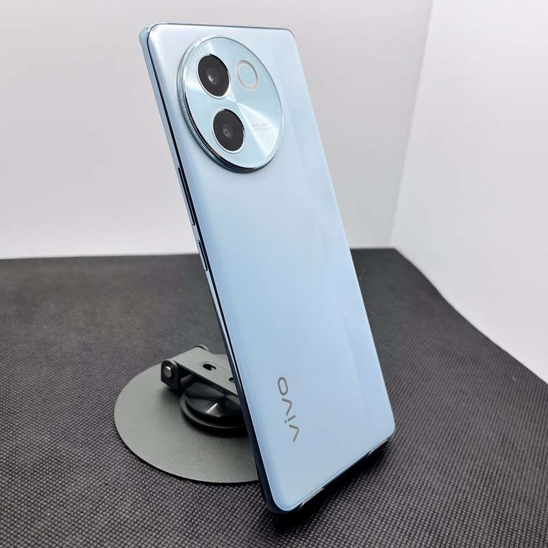 Vivo V30e 256GB Blue - (6 Month Warranty) - Mint Condition