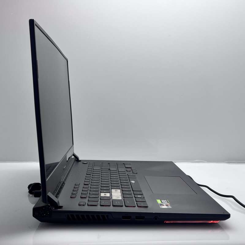 Asus ROG STRIX G713RC 16GB RAM 256GB SSD Grey  - Faulty Battery