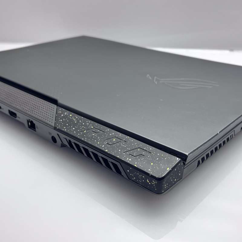 Asus ROG STRIX G713RC 16GB RAM 256GB SSD Grey  - Faulty Battery