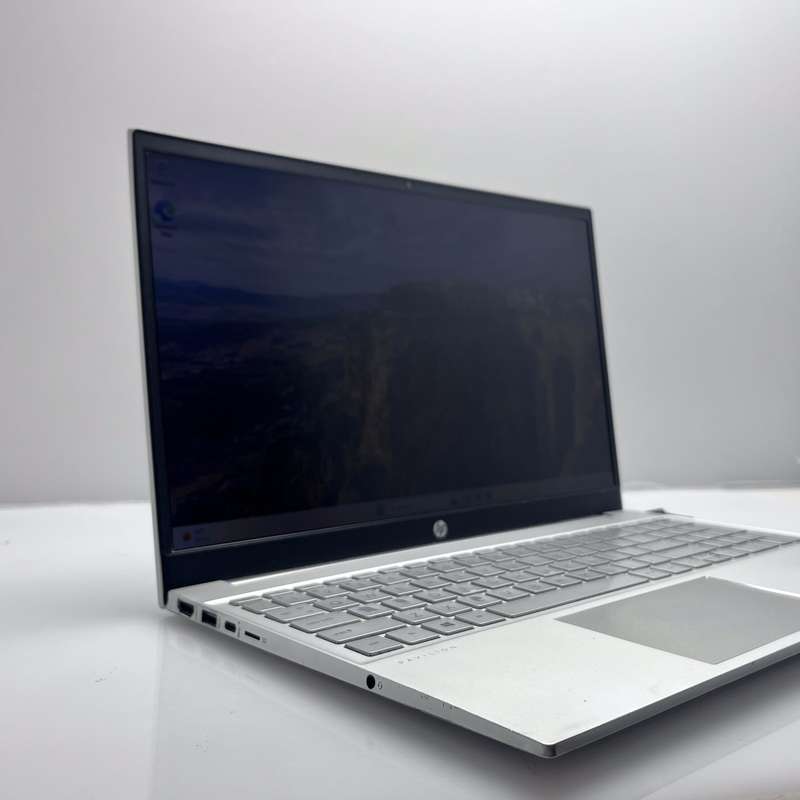 HP Pavillion 15-EG0000NI "Core i7" 16GB RAM 256GB MZ SSD Silver (6 Month Warranty)