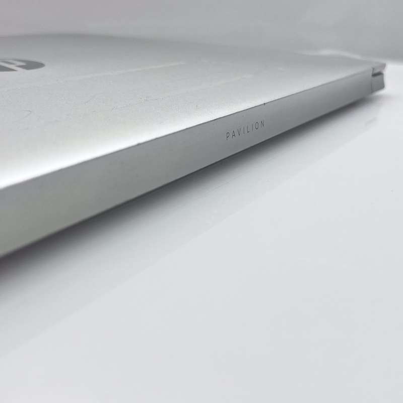 HP Pavillion 15-EG0000NI "Core i7" 16GB RAM 256GB MZ SSD Silver (6 Month Warranty)
