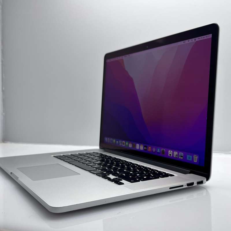 Apple MacBook Pro 15-Inch Core i7 2.5GHz (Mid 2015) 16GB RAM 512GB SSD Silver (3 Month Warr...