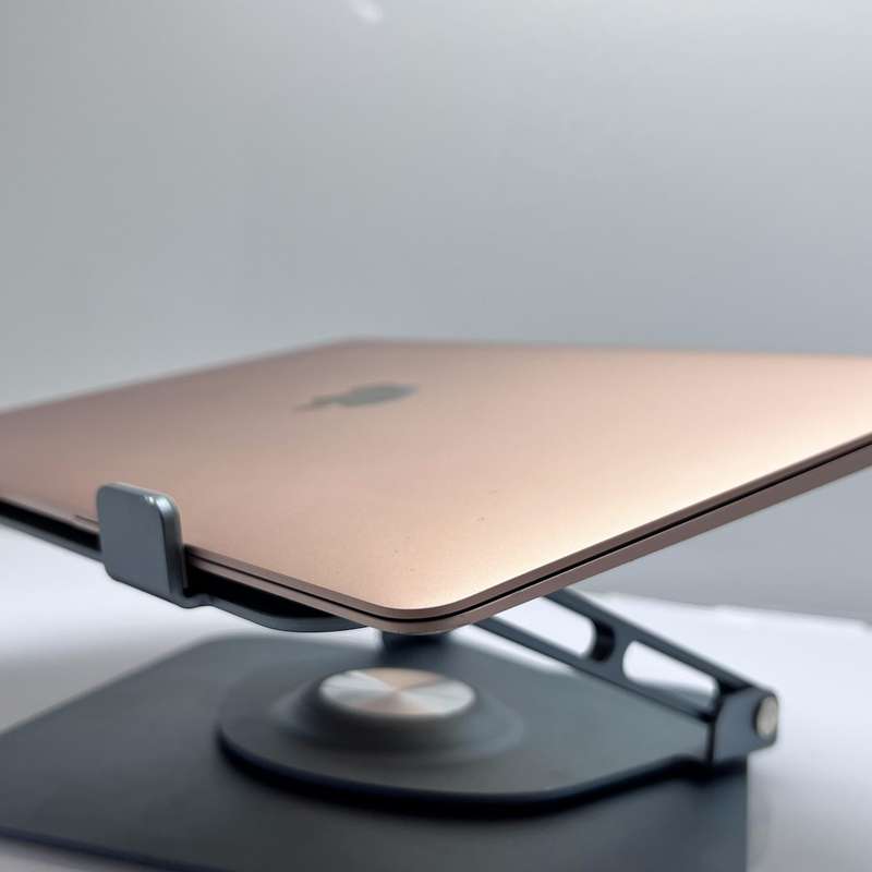 MacBook Air "M1" 13-Inch 8CPU/7GPU (2020) 8GB RAM 256GB SSD Rose Gold