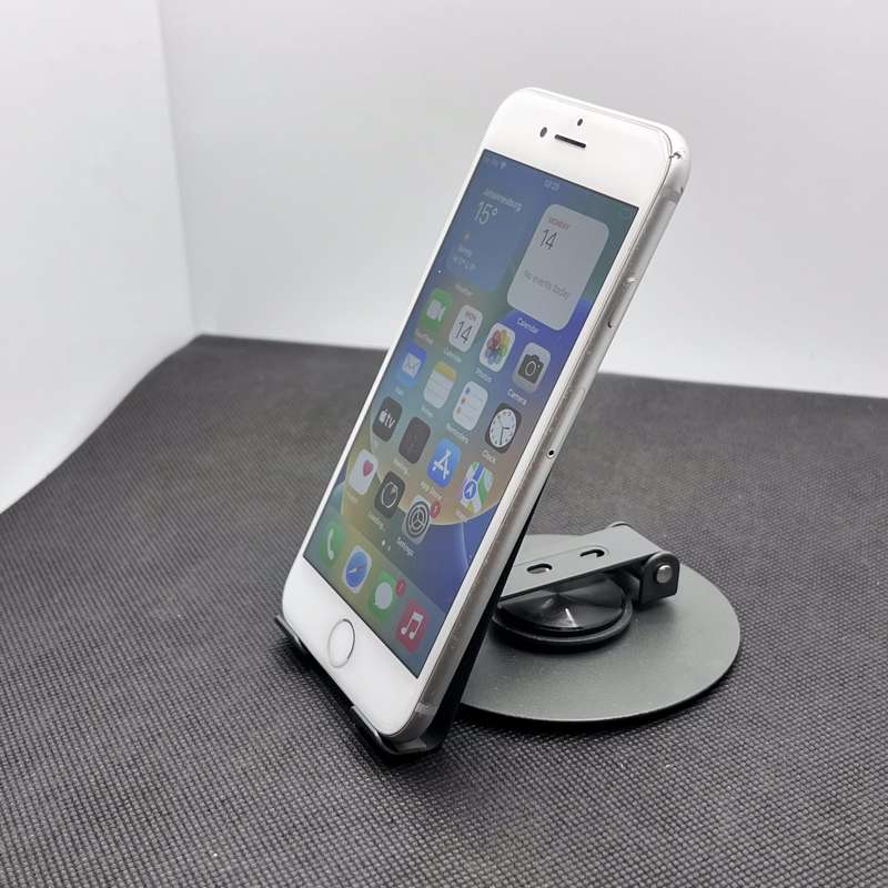 Apple iPhone 8 64GB Silver (3 Month Warranty)