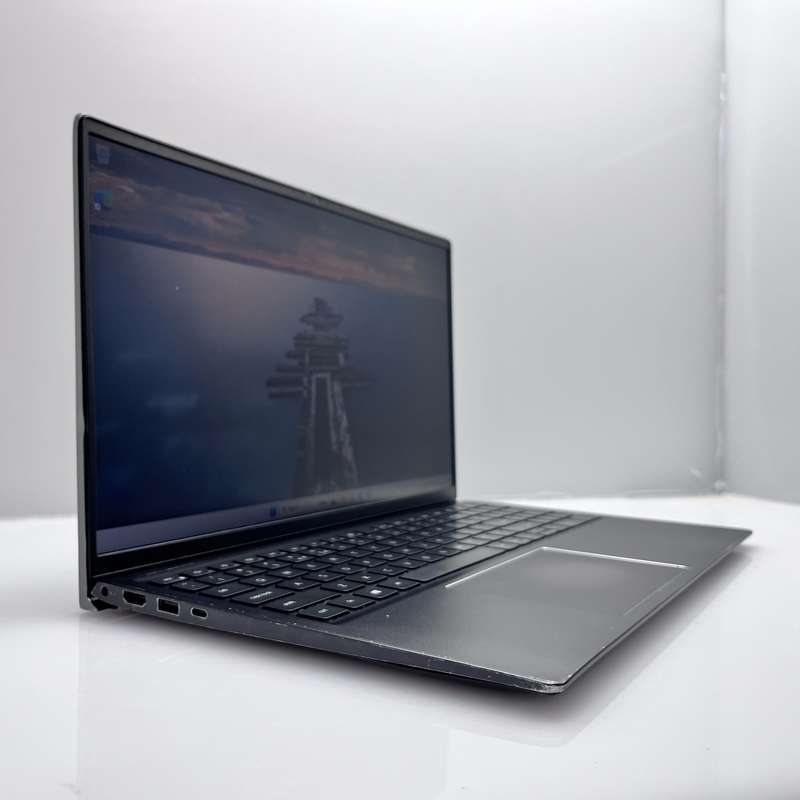 Dell Vostro 15 5510 32GB RAM 512GB SSD Silver (3 Month Warranty)