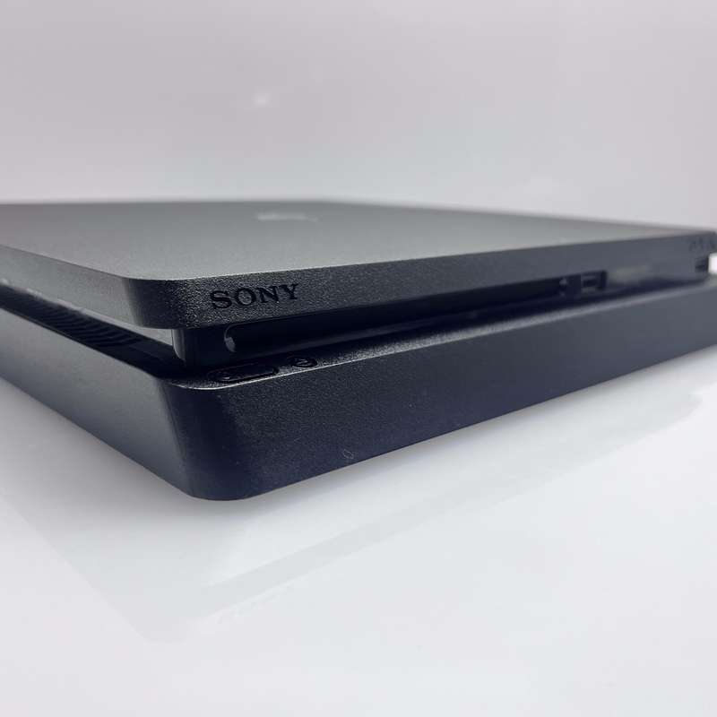 PlayStation 4 Slim Black  500GB + 1 Controller + HDMI Cable + Power Cable (3 Month Warranty)