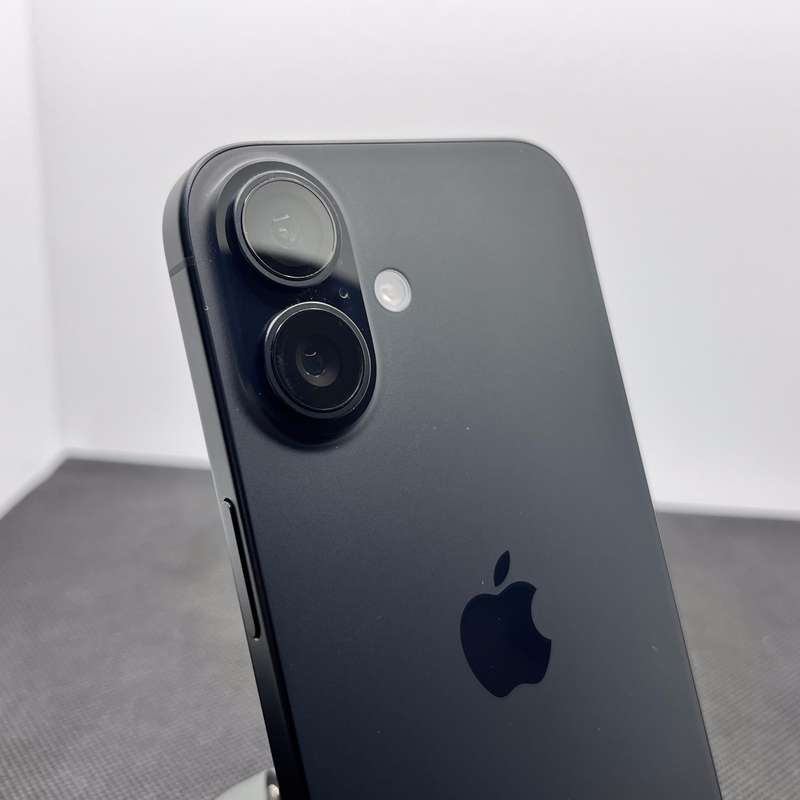 Apple iPhone 16 128GB Black Titanium (12 Month Warranty) - Mint Condition