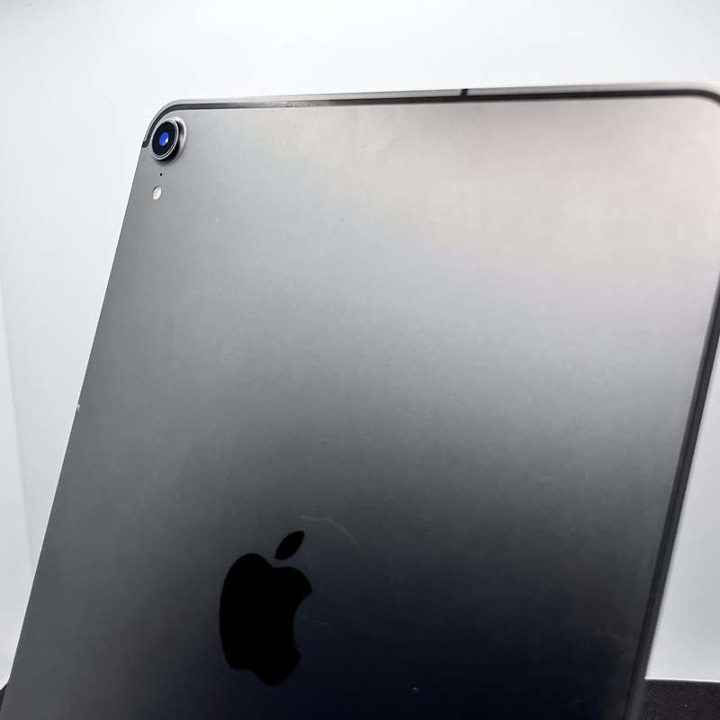 Apple iPad Pro 11" 256GB (5G Wifi Only) Space Grey (6 Month Warranty) - No Face ID