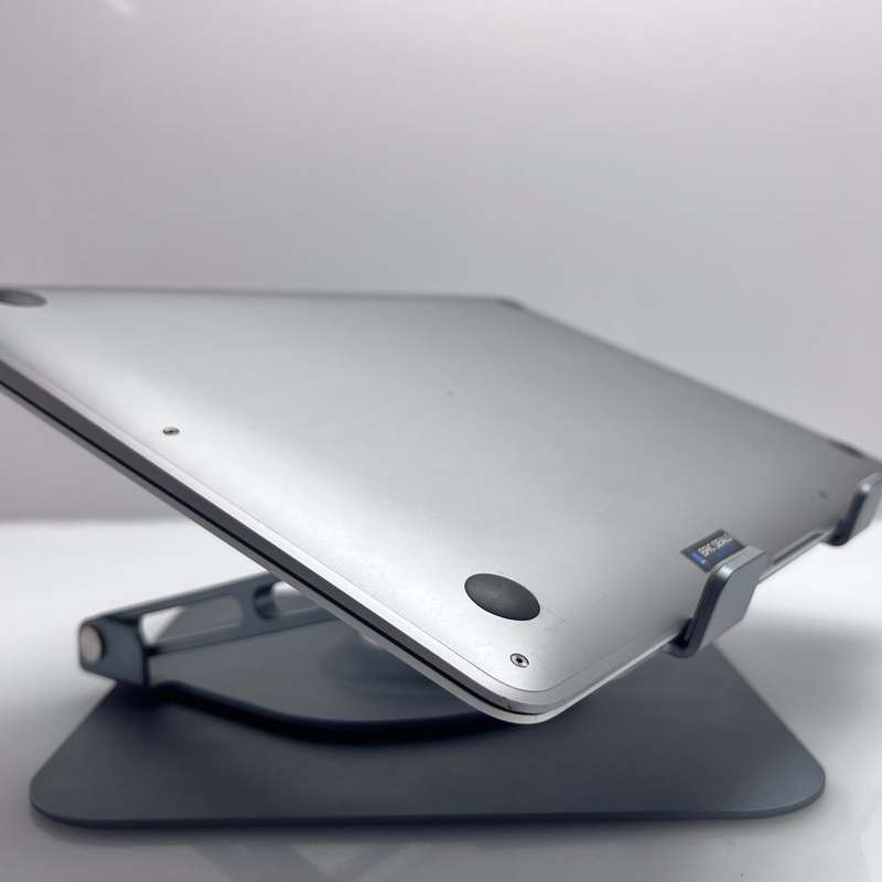 MacBook Air Core i5 13-Inch (2018) 8GB RAM 256GB SSD Space Grey (3 Month Warranty)