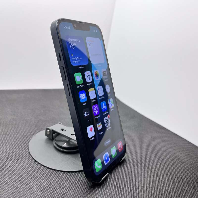 Apple iPhone 13 128GB Midnight (6 Month Warranty)